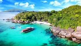 Experience Vietnam’s heritage with visa-prepared tours